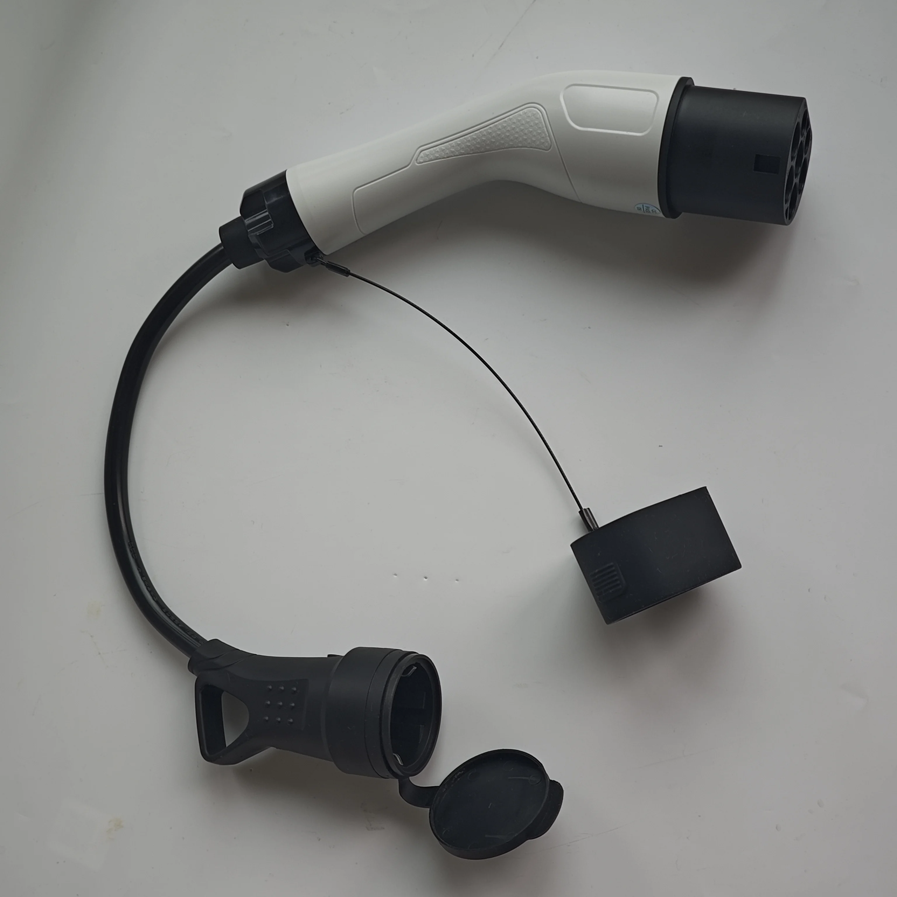 Typ 2 auf EU-Stecker Adapter, 16A 230V 50cm EV-Ladekabel – Bild 2