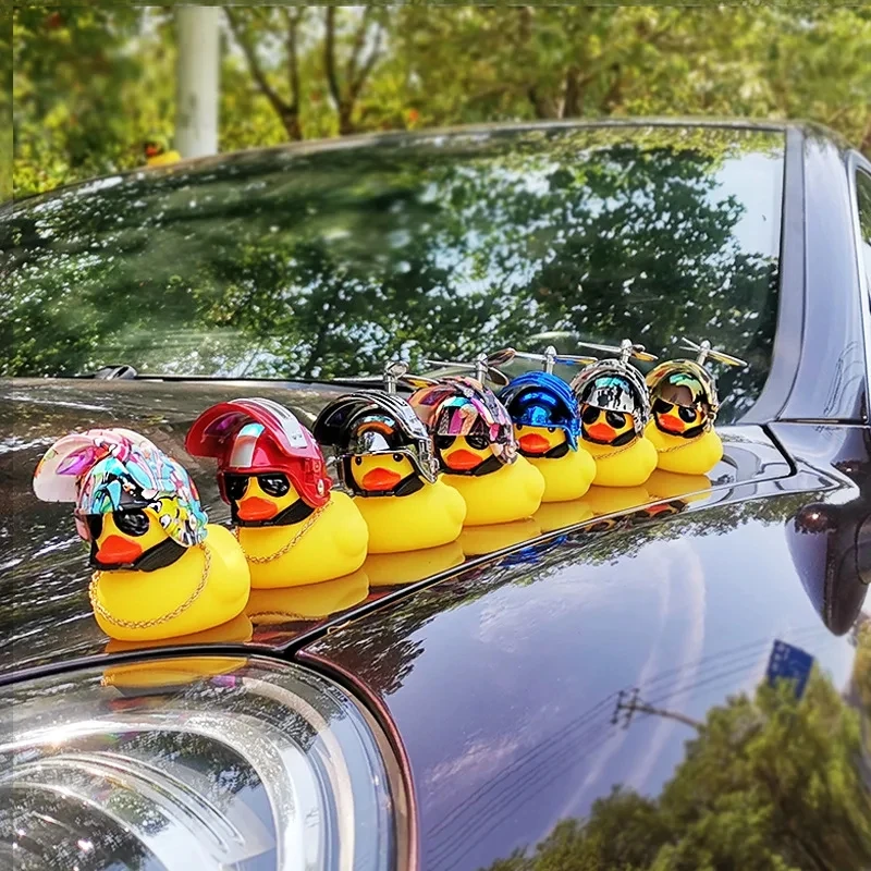 Motorzubehör Gelbe Ente mit Helm für Fahrrad ohne Lichter Auto – Bild 3