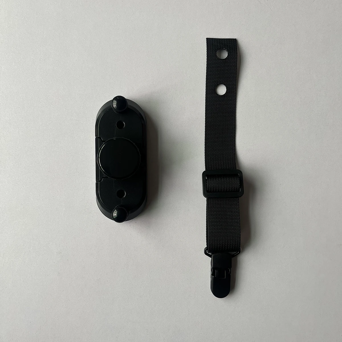 Freihändiger Regenschirmhalter, Praktisch zum Tragen von Regenschirmen, Geeignet für Rucksäcke