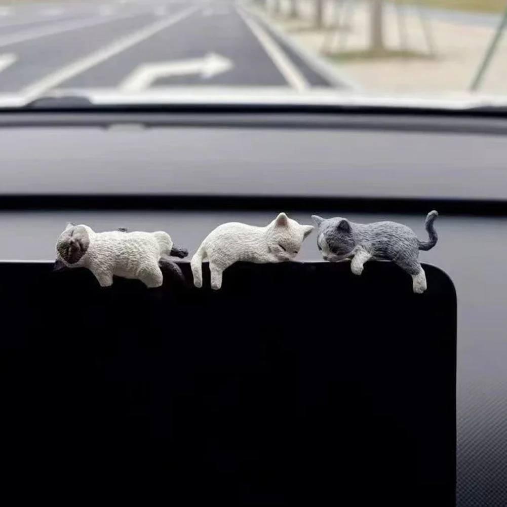 Lustige schlafende Katzen Auto Mittelkonsole PVC Ornamente Navigator – Bild 2