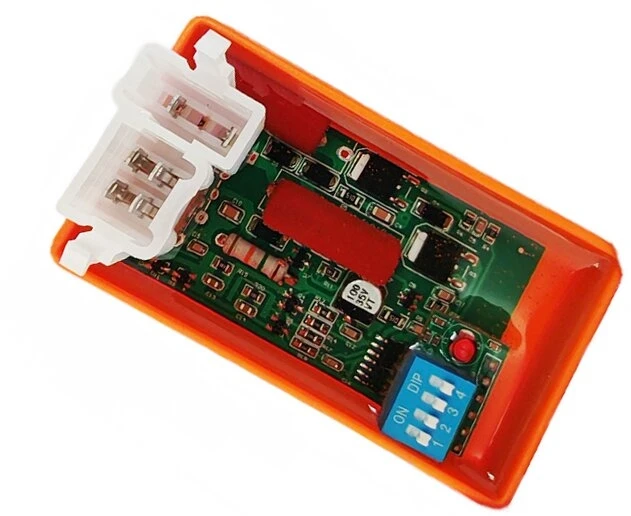 Motorrad-Zündung 6-Pin 5-Pin AC CDI Box 4-Pin DC CDI mit DIP-Schalter Geschwindigkeitsbegrenzung 4000-12000