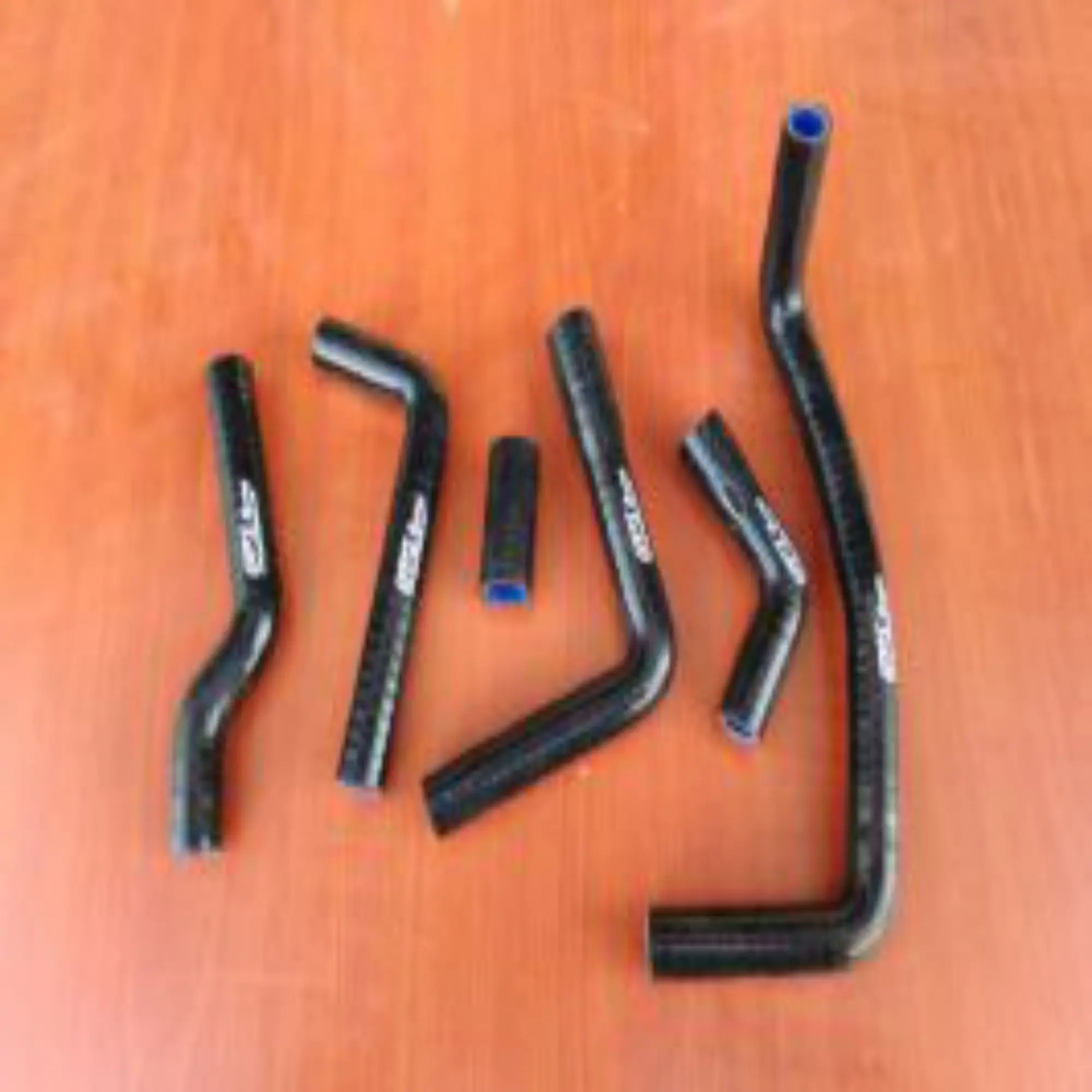 Silikon Kühler Schlauch Für 2007-2015 Gas Gas EC125 EC200 EC250 EC300 – Bild 5
