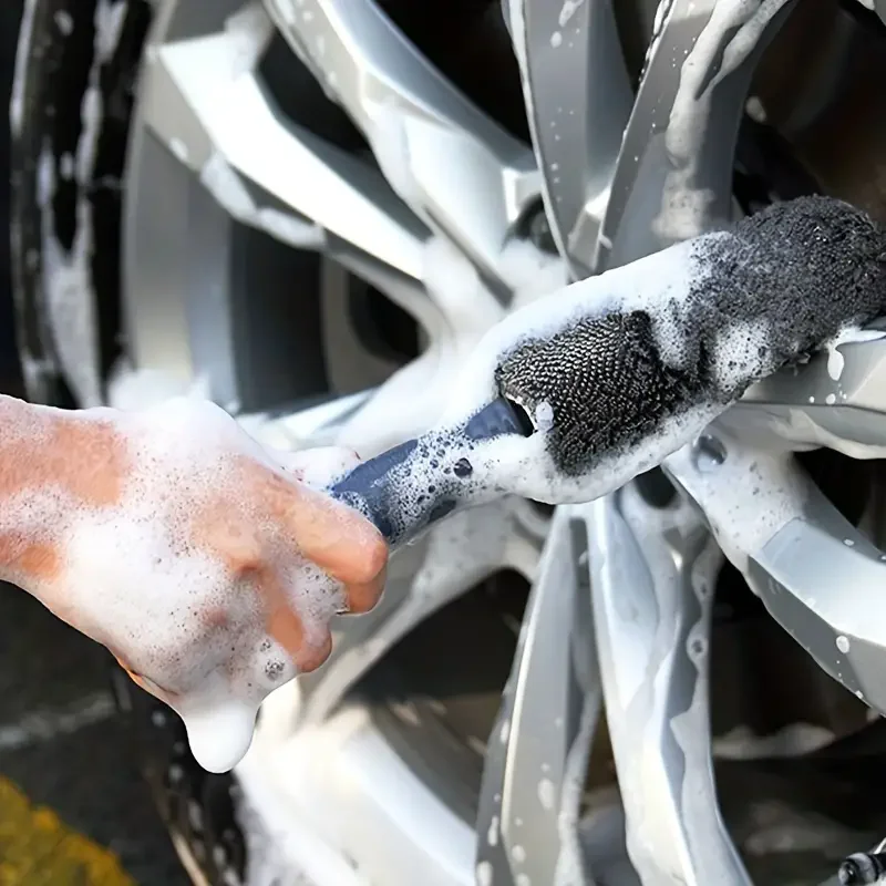 Mikrofaser-Autoreifenbürste - effektiver Radnaben- und Felgenreiniger – Bild 2