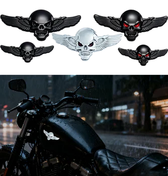 Totenkopf mit Flügeln, Metallaufkleber für Motorräder - universell passgenauer Vorder-/Tank-/Heckspoiler