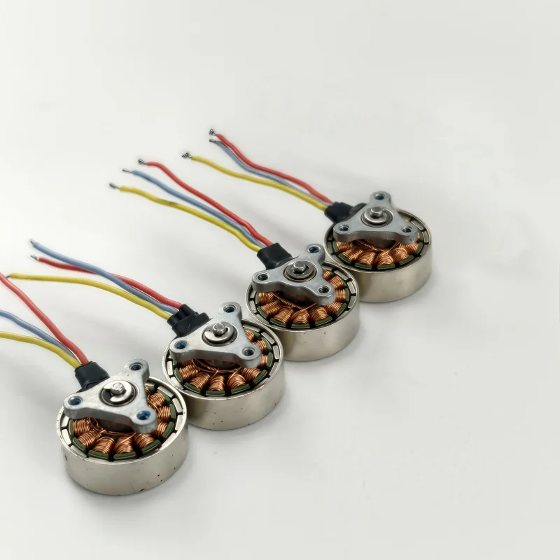 1503 bürstenloser Motor 7,4 V Schwenk-Neige-Flugzeuge, speziell für hocheffizientes (4 Stück)
